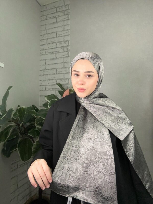 Pearly Hijab - Dark Gray