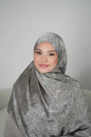 Pearly Hijab