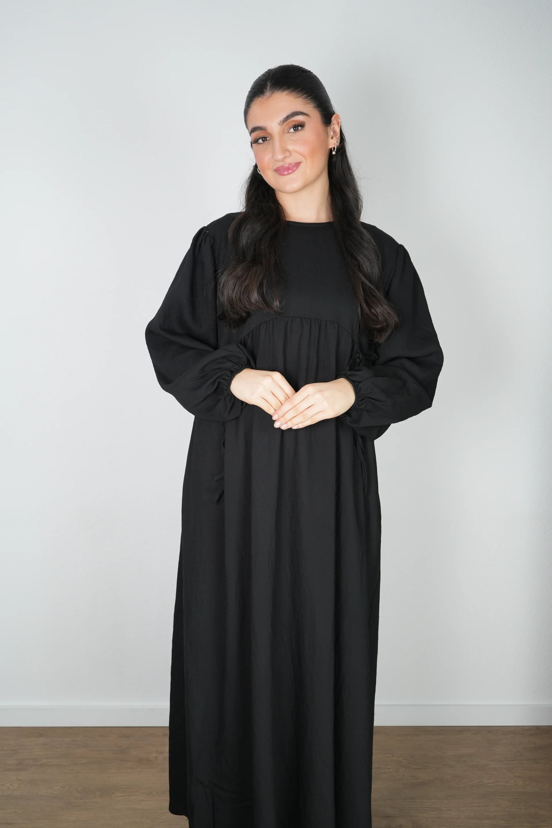 Zara-Kleid-Schwarz_1 Zara – Bild 1