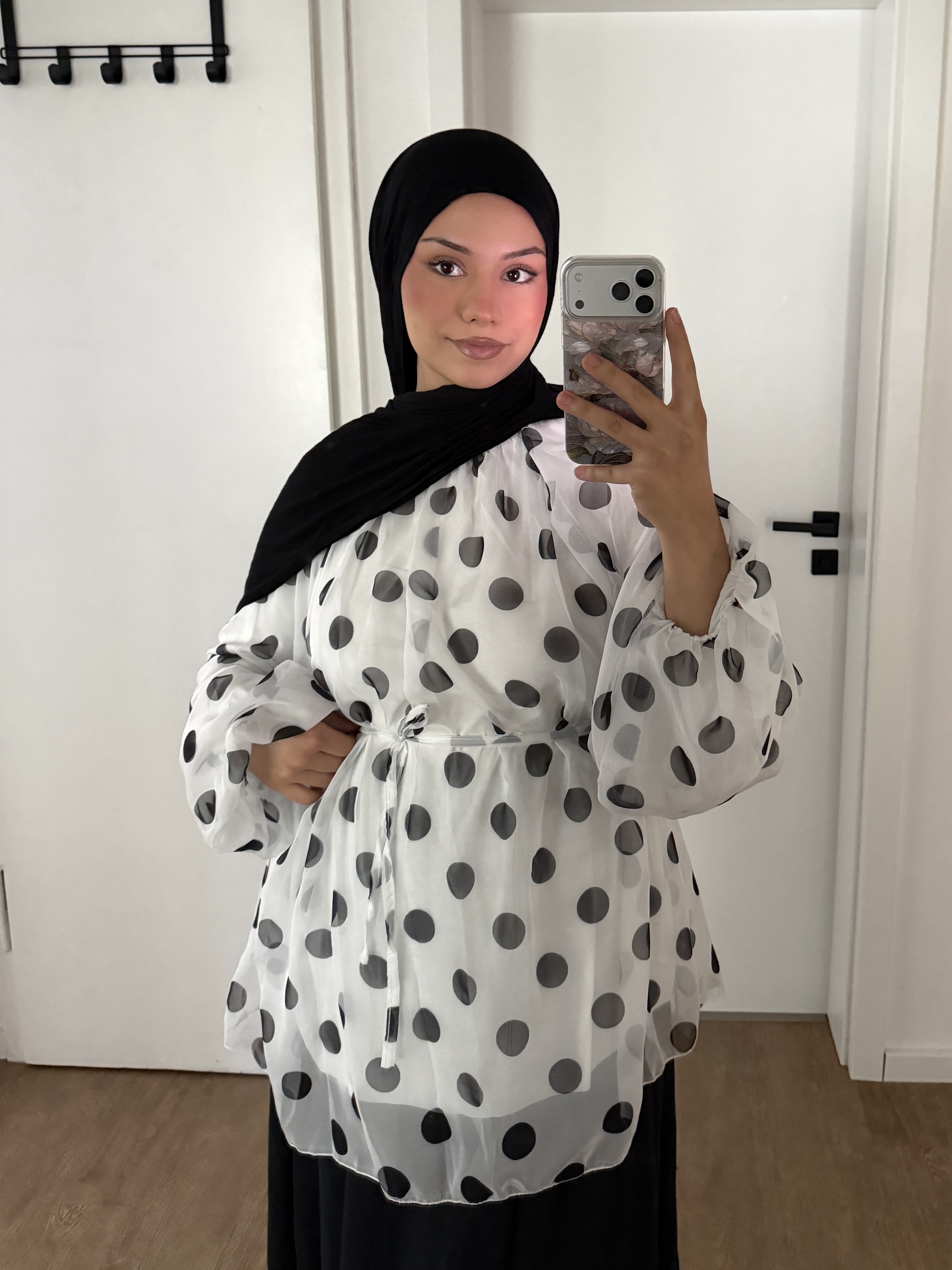 img_6911 Dotted Blouse – Bild 1